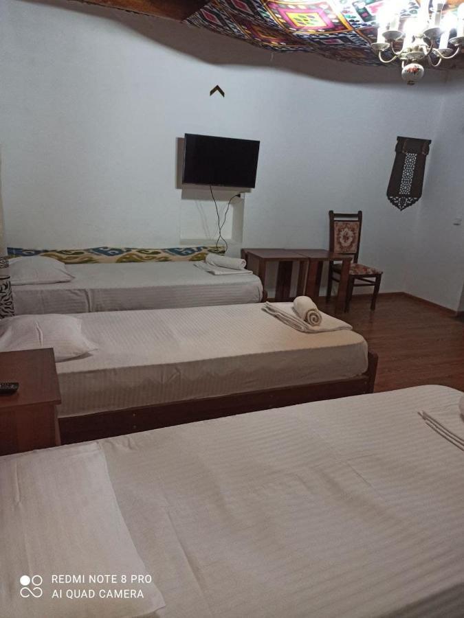 Ohun Caravan Sarai XIX بخارى المظهر الخارجي الصورة