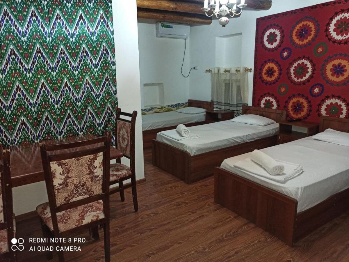 Ohun Caravan Sarai XIX بخارى المظهر الخارجي الصورة