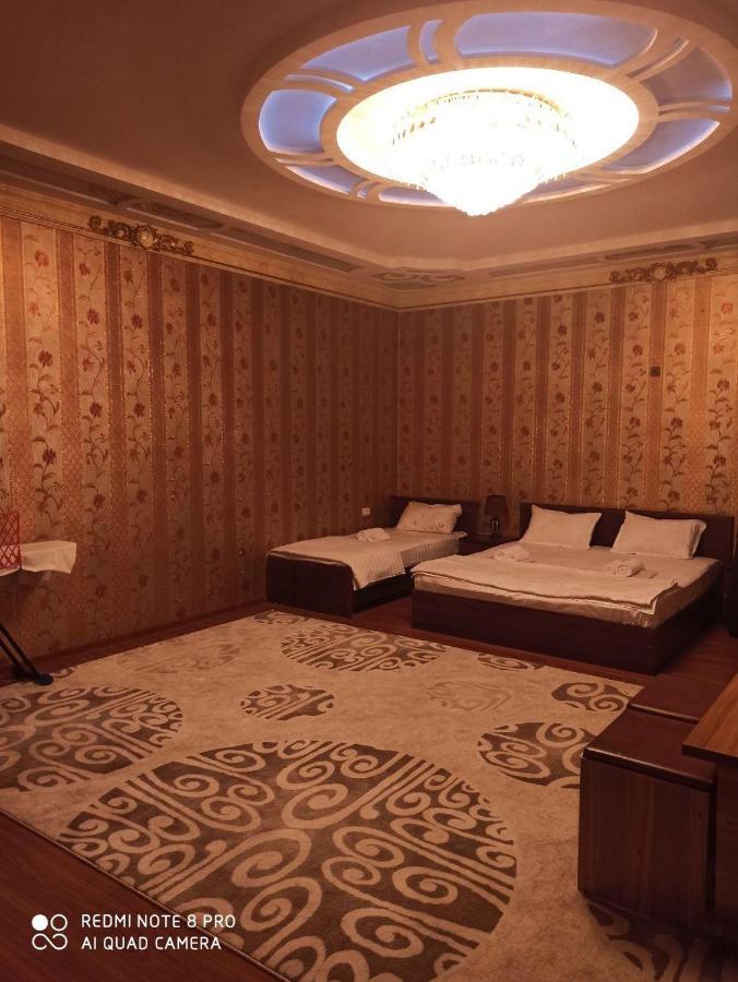Ohun Caravan Sarai XIX بخارى المظهر الخارجي الصورة